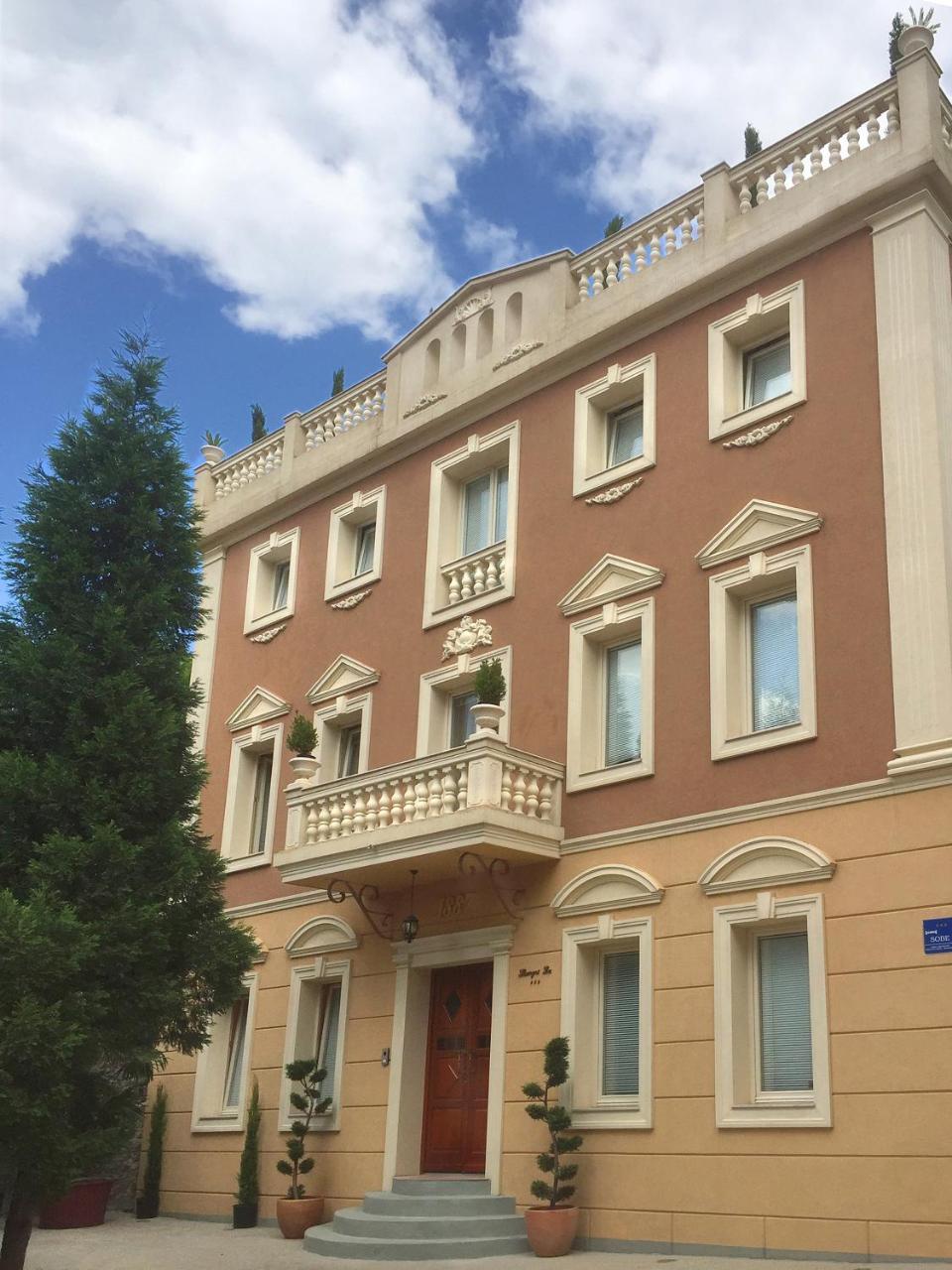 Shangri La Mansion Mostar Exterior photo